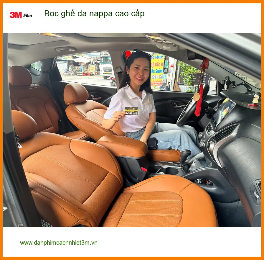 Chị Thùy Dương bọc ghế da nappa cao cấp cho VinFast VF 8 ở Quận 12 ảnh thực tế 4