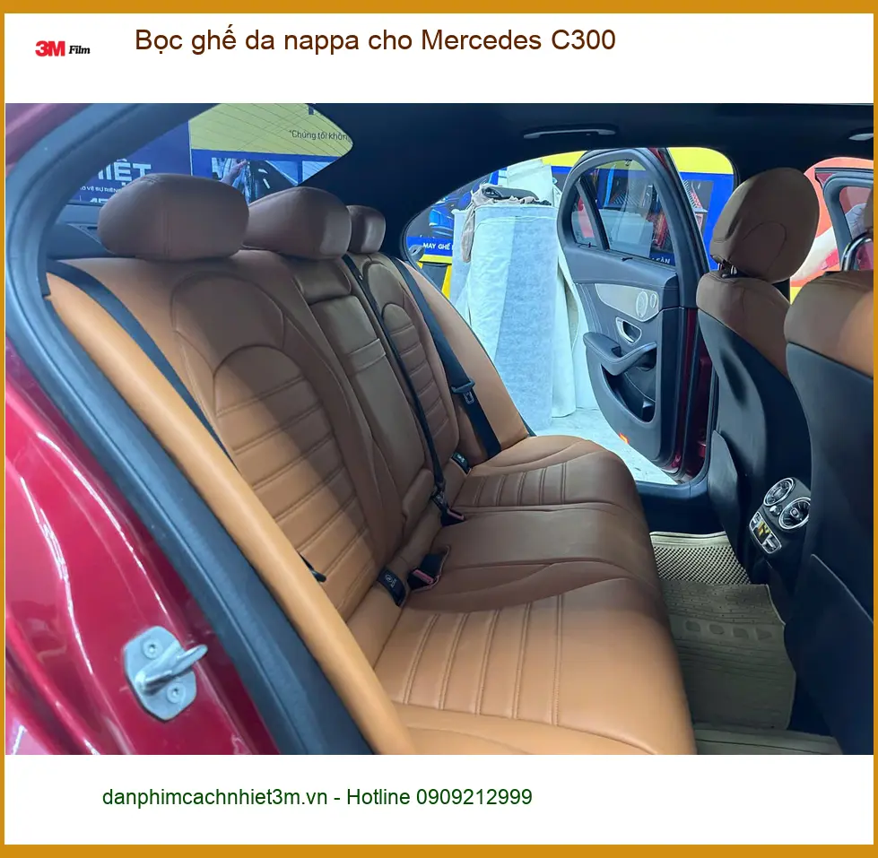 Anh Tùng bọc ghế da nappa Mercedes C300 Quận Thủ Đức để nội thất xe thêm sang trọng