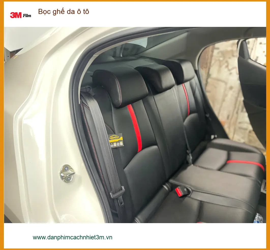 Chị Thùy Trang bọc ghế da ô tô Mitsubishi Attrage tại Quận Phú Nhuận ảnh thực tế 5