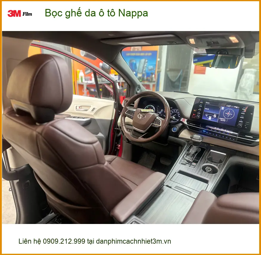 Chị Thảo bọc ghế da ô tô Nappa cho Toyota Corolla Cross tại Quận Tân Bình