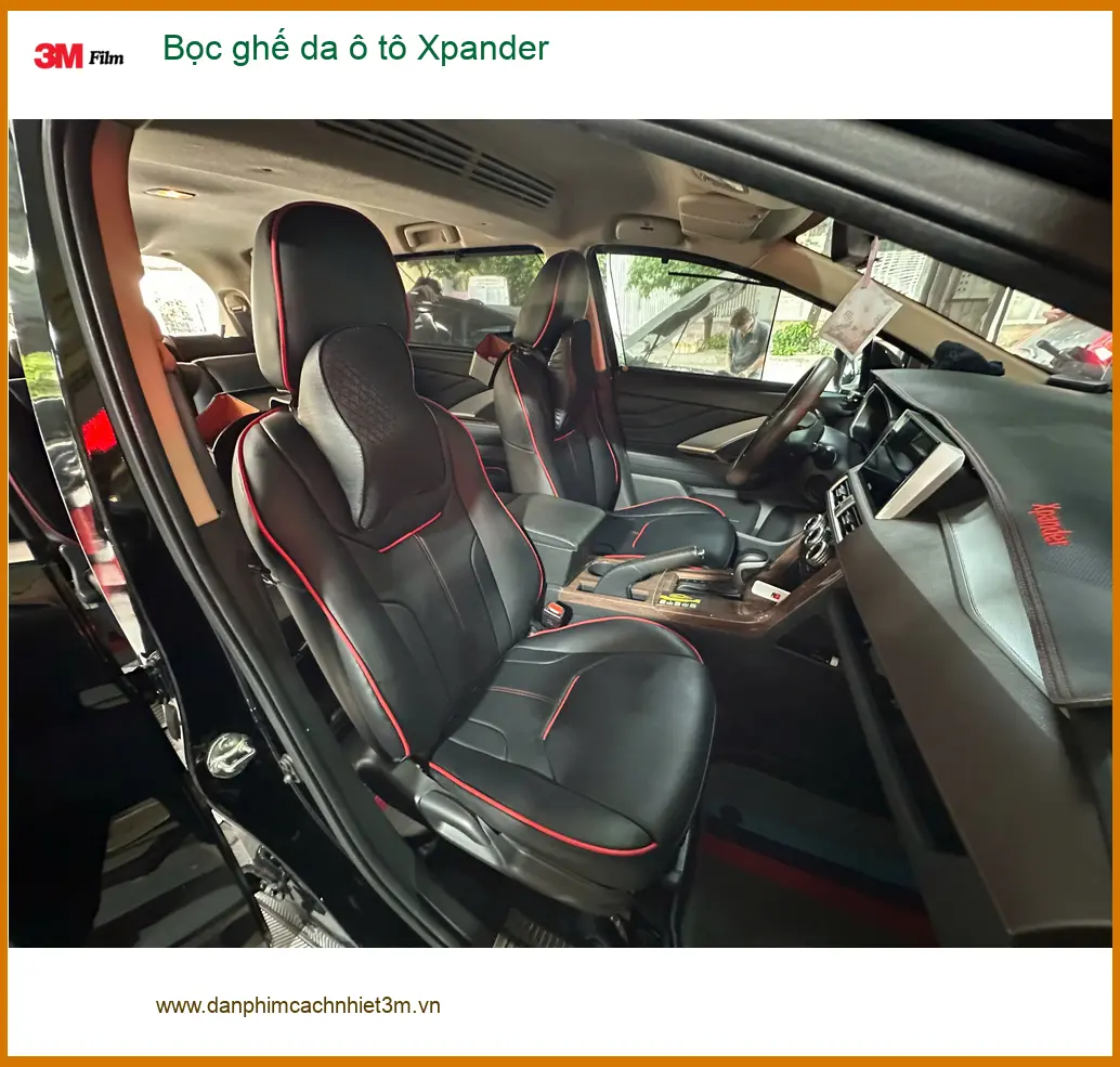 Chị Thảo bọc ghế da Xpander tại Hóc Môn cho nội thất sạch đẹp hơn