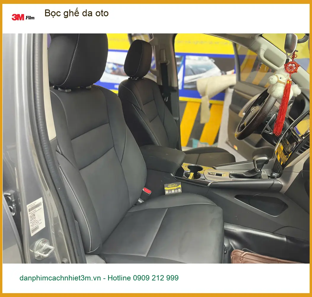 Anh Minh bọc ghế da ô tô Hyundai Accent tại Thủ Đức để nội thất mới và sang trọng hơn