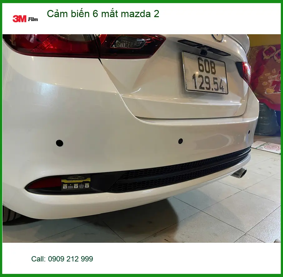 Anh Kiên lắp cảm biến 6 mắt cho Mazda 2 tại Quận 12 để lái xe an toàn hơn ảnh thực tế 2