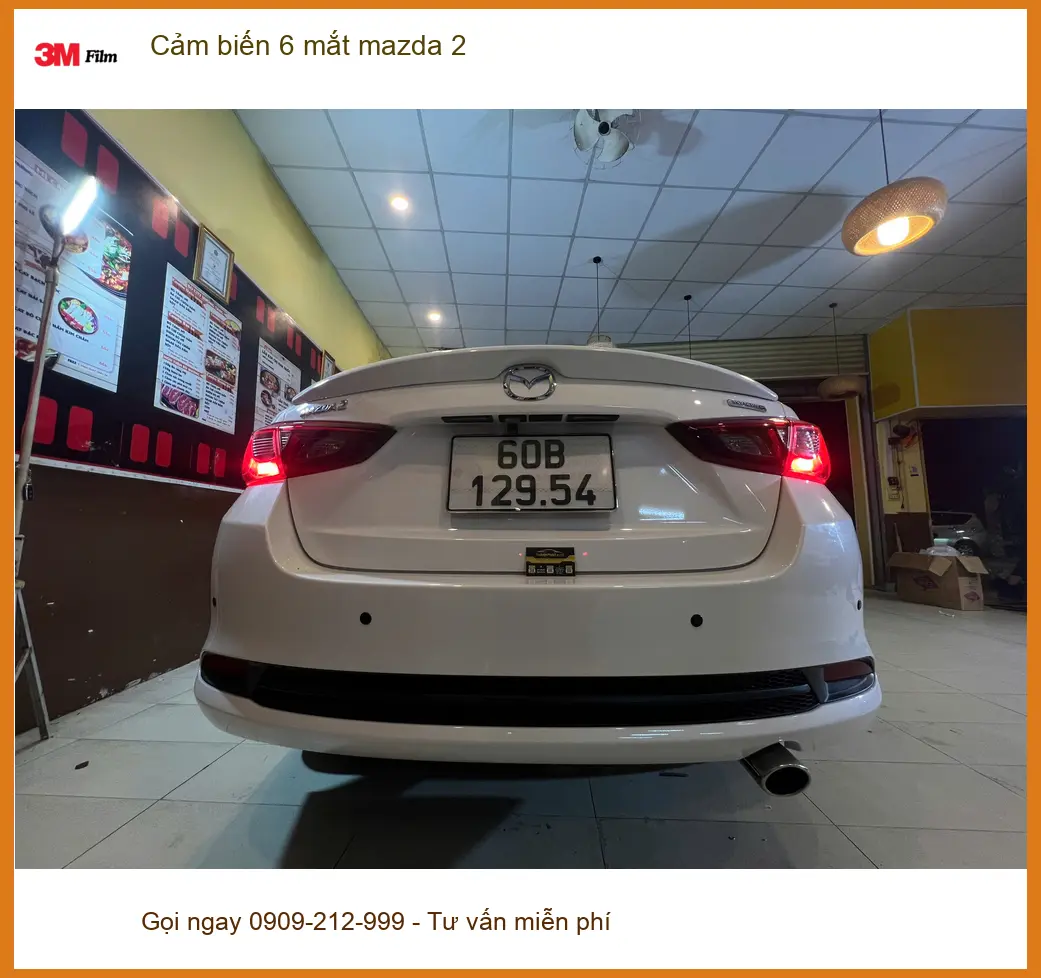 Anh Đức An lắp cảm biến 6 mắt Mazda 2 tại Quận 2 để đỗ xe chuẩn xác ảnh thực tế 3
