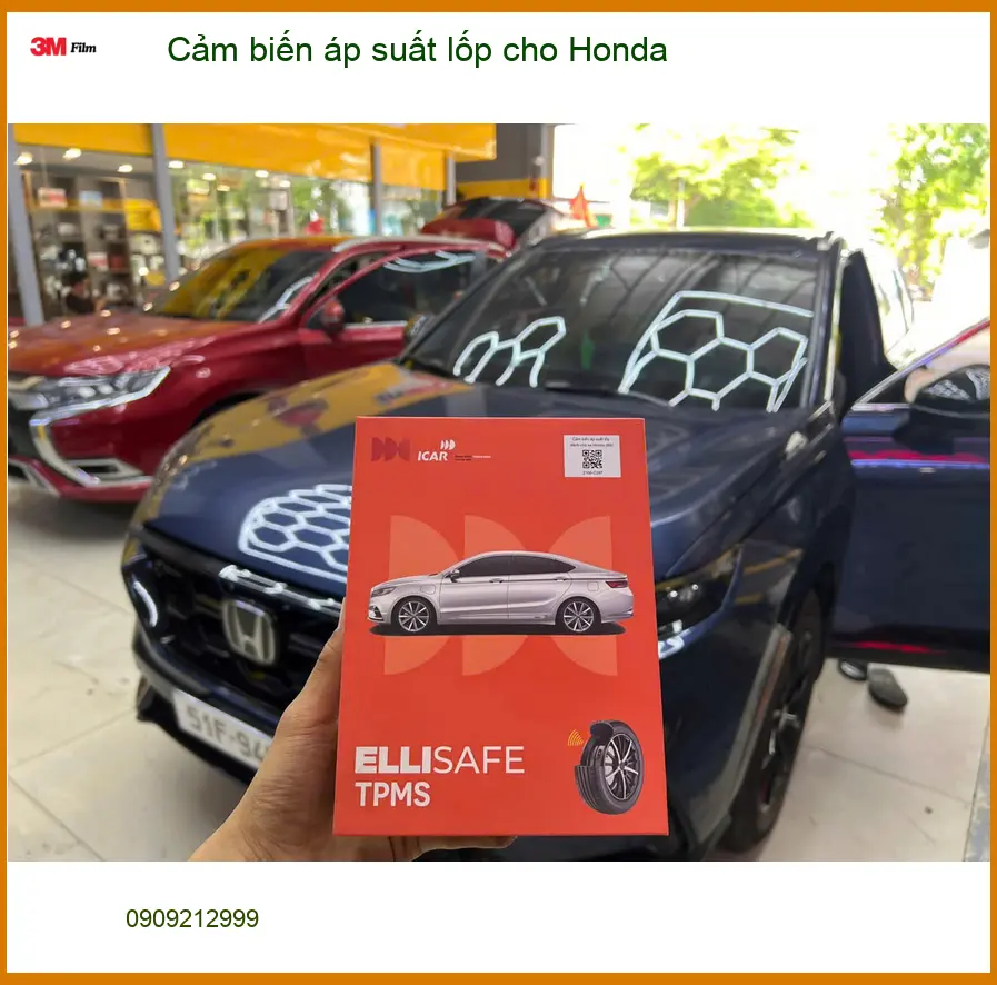 Anh Khang lắp cảm biến áp suất lốp Honda CR-V tại Quận 3