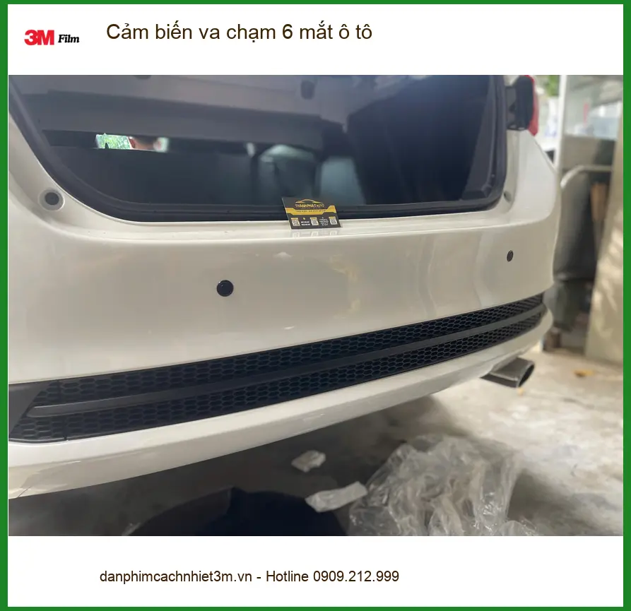 Anh Khang lắp Cảm biến va chạm 6 mắt ô tô cho Toyota Camry tại Quận 8 ảnh thực tế 2