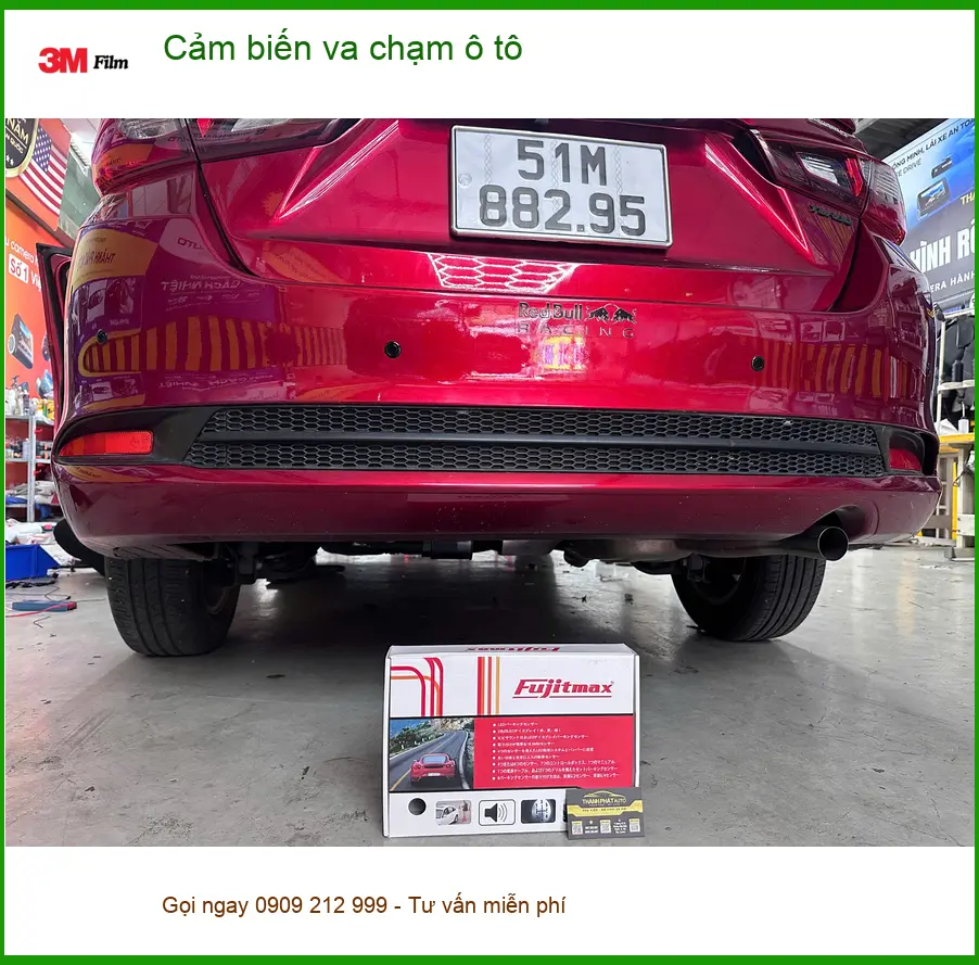 Chú Minh lắp cảm biến va chạm ô tô cho Hyundai Kona để an tâm hơn khi lùi xe ở Hóc Môn ảnh thực tế 2