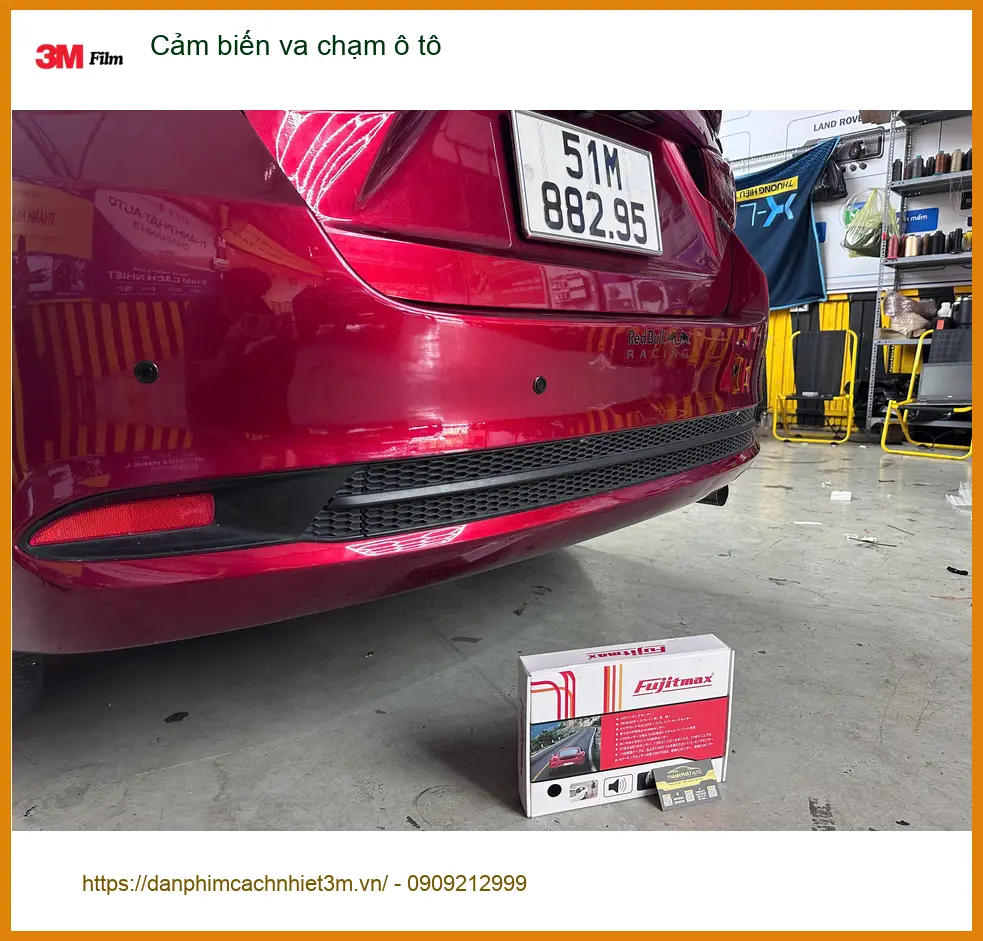 Anh Bùi Khang lắp cảm biến va chạm ô tô cho VinFast Lux A2.0 tại Quận 8 ảnh thực tế 4