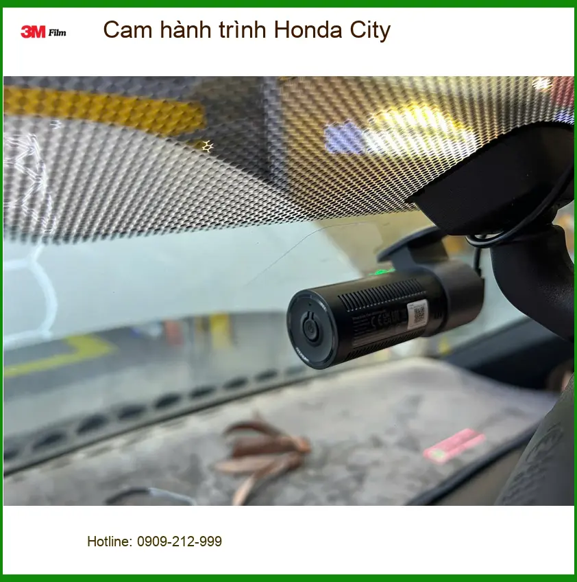 Anh Duy lắp cam hành trình Honda City tại Quận 3 vì cần bằng chứng khi va chạm