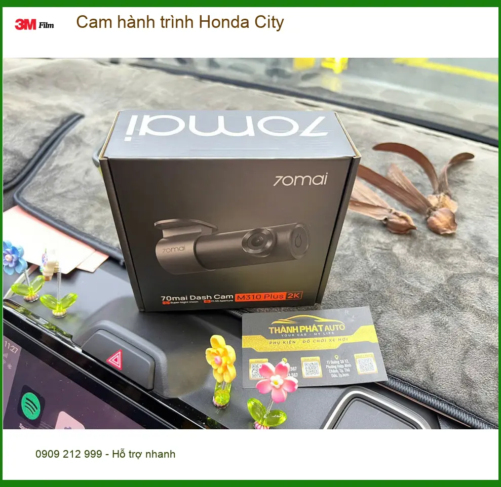 Anh Tấn lắp cam hành trình cho Honda City tại Quận 5 để ghi lại hành trình rõ nét