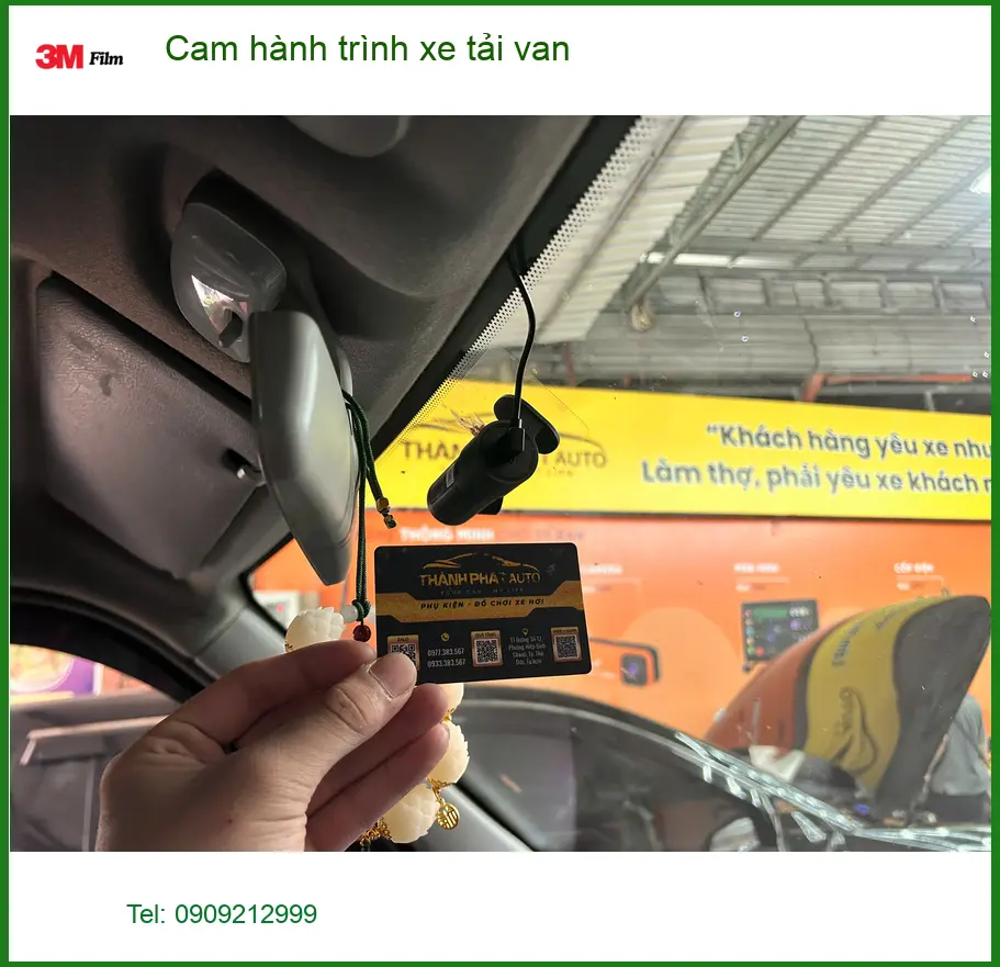 Anh Kiên lắp cam hành trình xe tải van giá tốt tại Cần Giờ