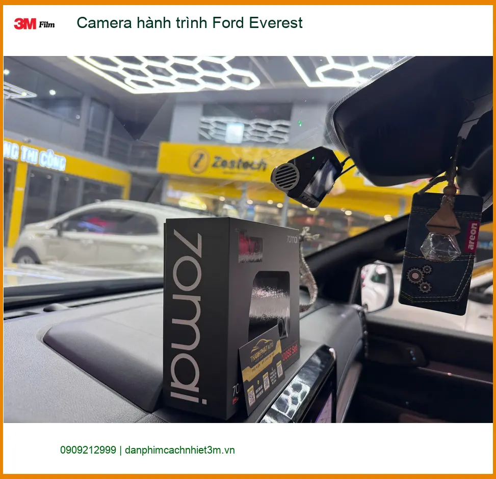 Anh Khải lắp camera hành trình Ford Everest tại Quận 10 để yên tâm trên mọi nẻo đường ảnh thực tế 2