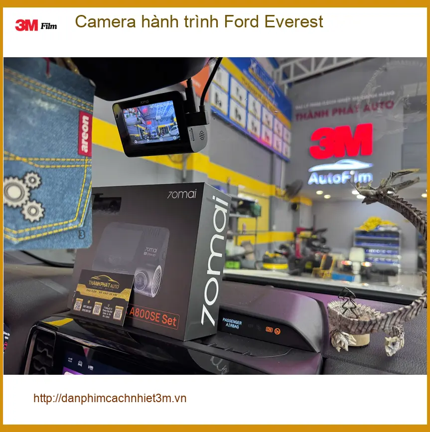 Chú Tuấn lắp Camera hành trình Ford Everest tại Củ Chi để an toàn trên mọi nẻo đường ảnh thực tế 2