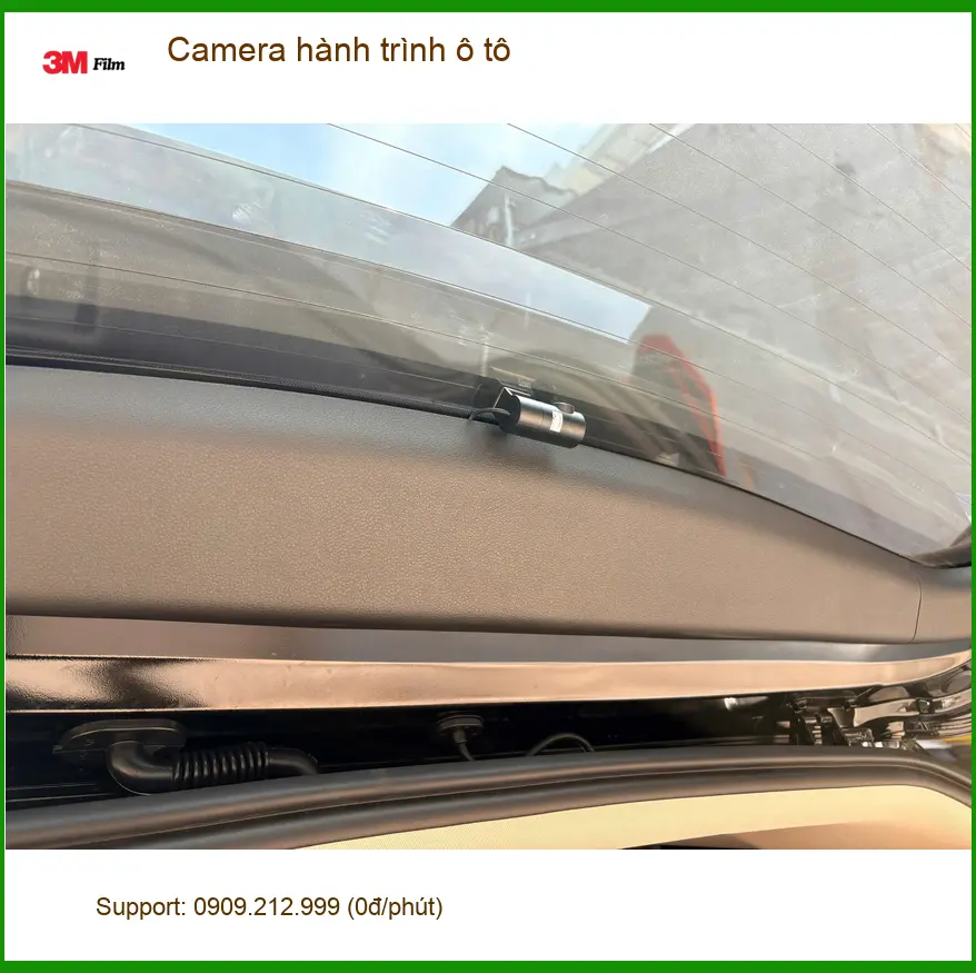 Anh Tùng lắp camera hành trình ô tô cho Honda CRV tại Quận 2 để ghi lại hành trình an toàn ảnh thực tế 3