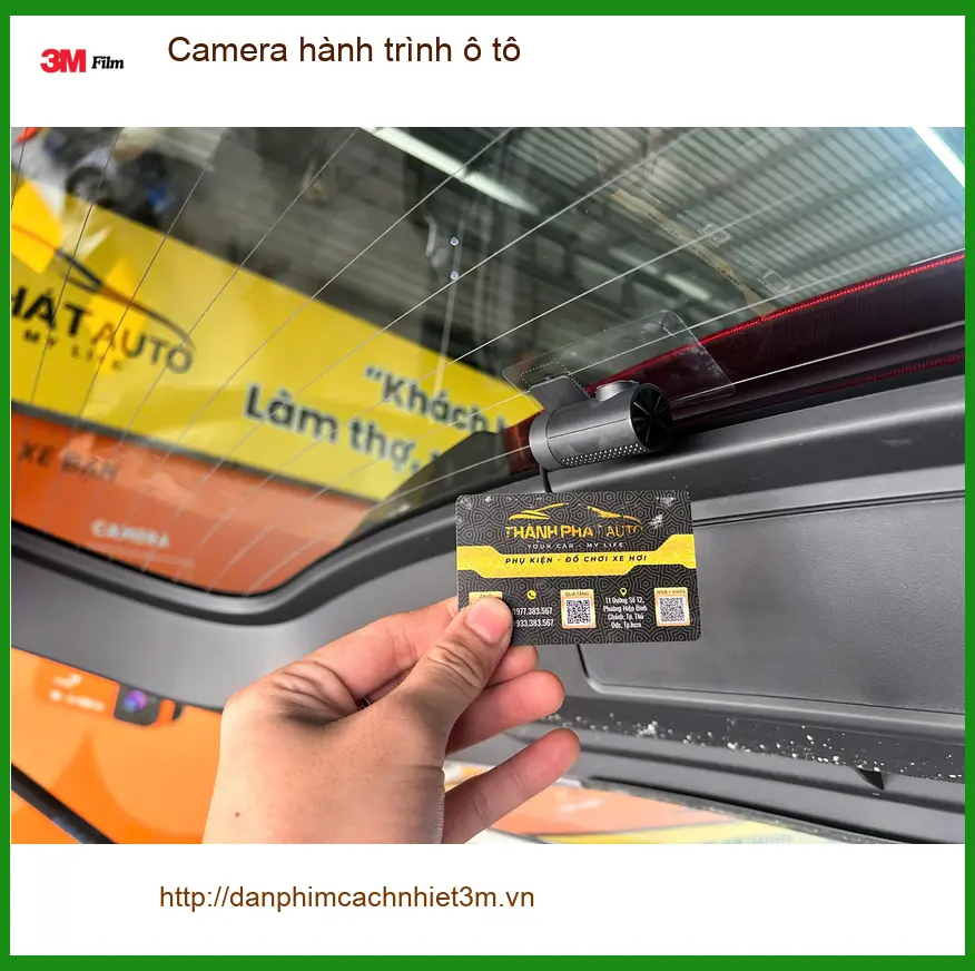 Anh Tấn lắp camera hành trình ô tô Ford Everest tại Hóc Môn an toàn ảnh thực tế 2