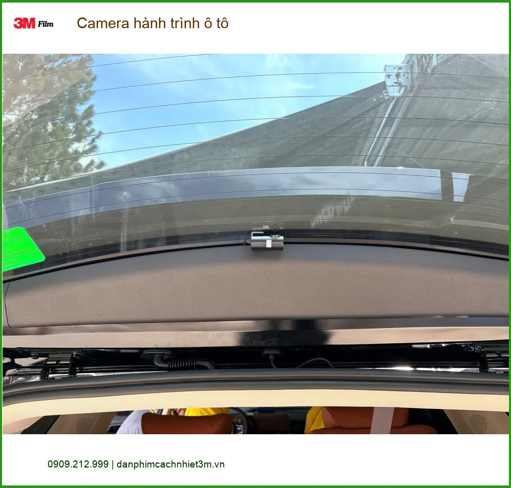 Anh Lâm gắn Camera hành trình ô tô cho Honda CR-V ở Quận 9 an tâm lái xe ảnh thực tế 2