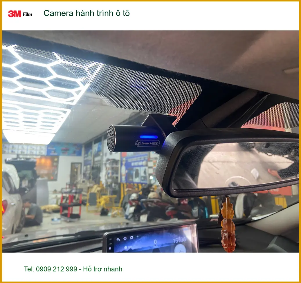 Chú Cảnh lắp Camera hành trình ô tô cho Toyota Corolla Cross tại Quận Bình Tân để an tâm lái xe