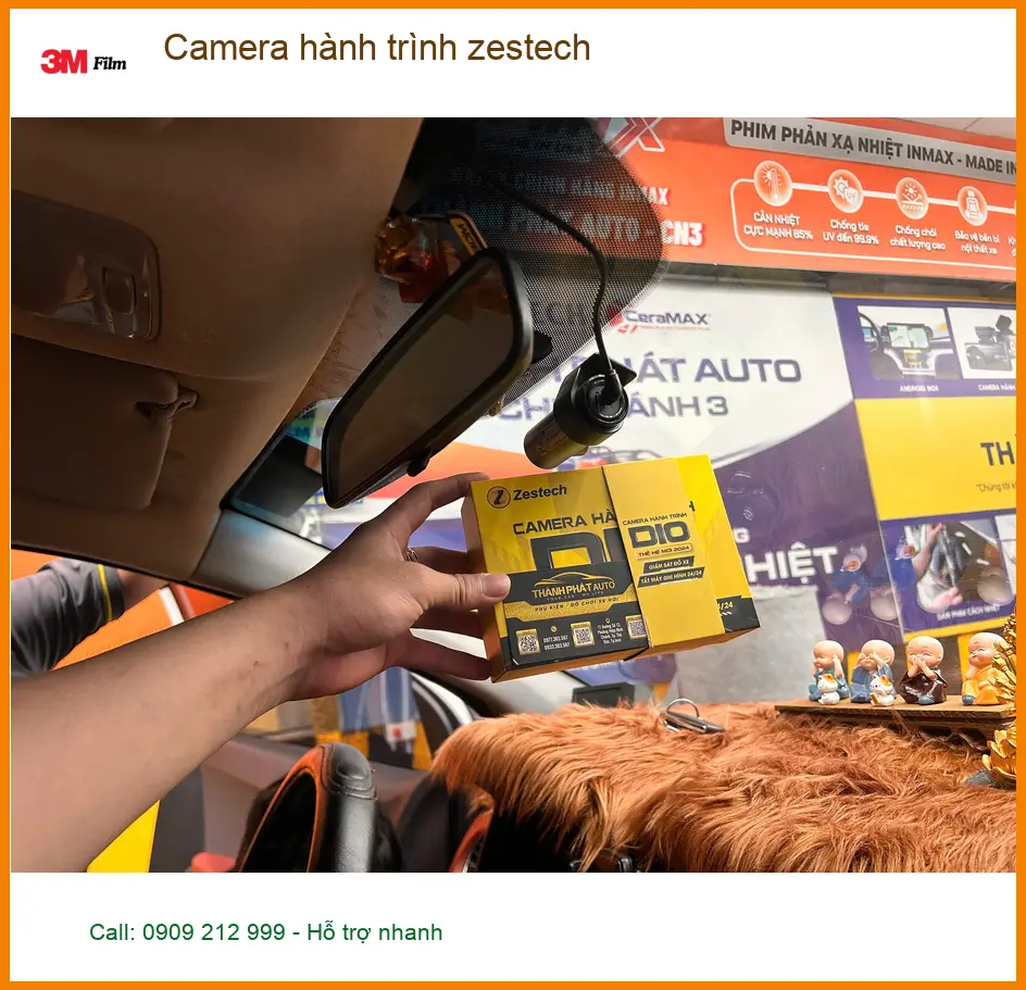 Anh Khải lắp Camera hành trình Zestech cho Honda CR-V tại Quận 8 để an toàn hơn.