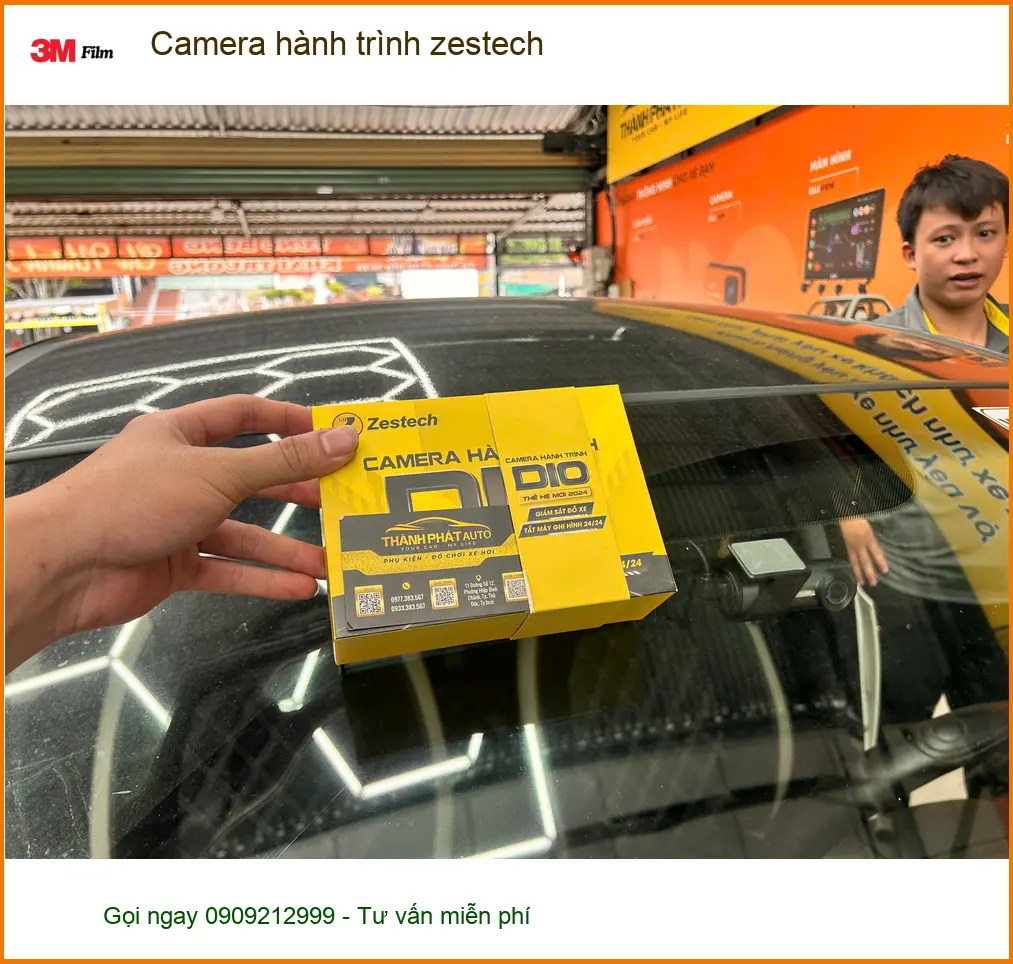Anh Lâm lắp Camera hành trình Zestech cho Honda CRV tại Quận 2 ảnh thực tế 3