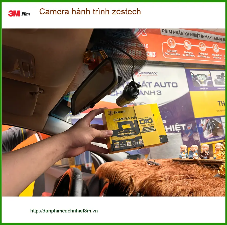 Anh Tấn lắp camera hành trình Zestech Honda CR-V Gò Vấp để ghi lại rõ nét ảnh thực tế 2