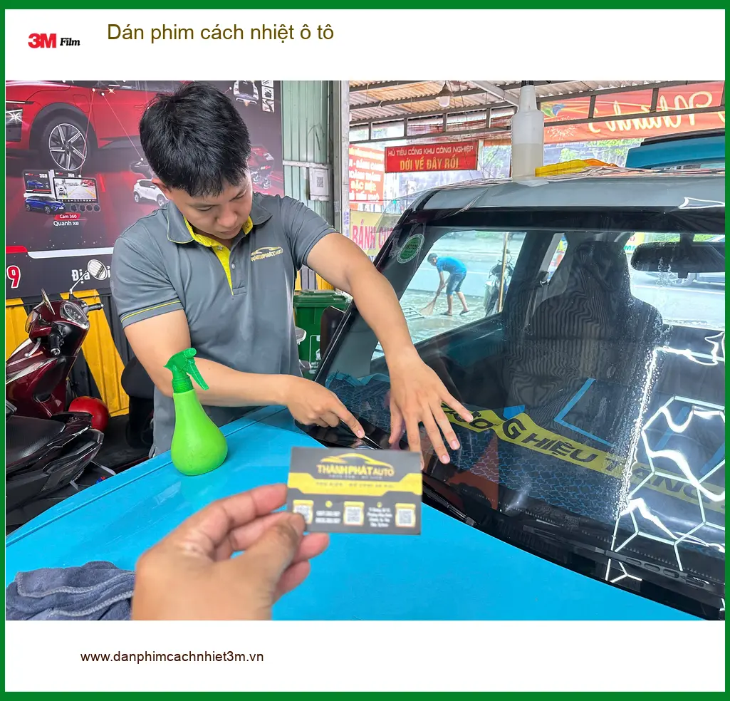 Chị Thảo dán phim cách nhiệt ô tô Hyundai Elantra tại Quận 2 để chống nóng hiệu quả ảnh thực tế 3