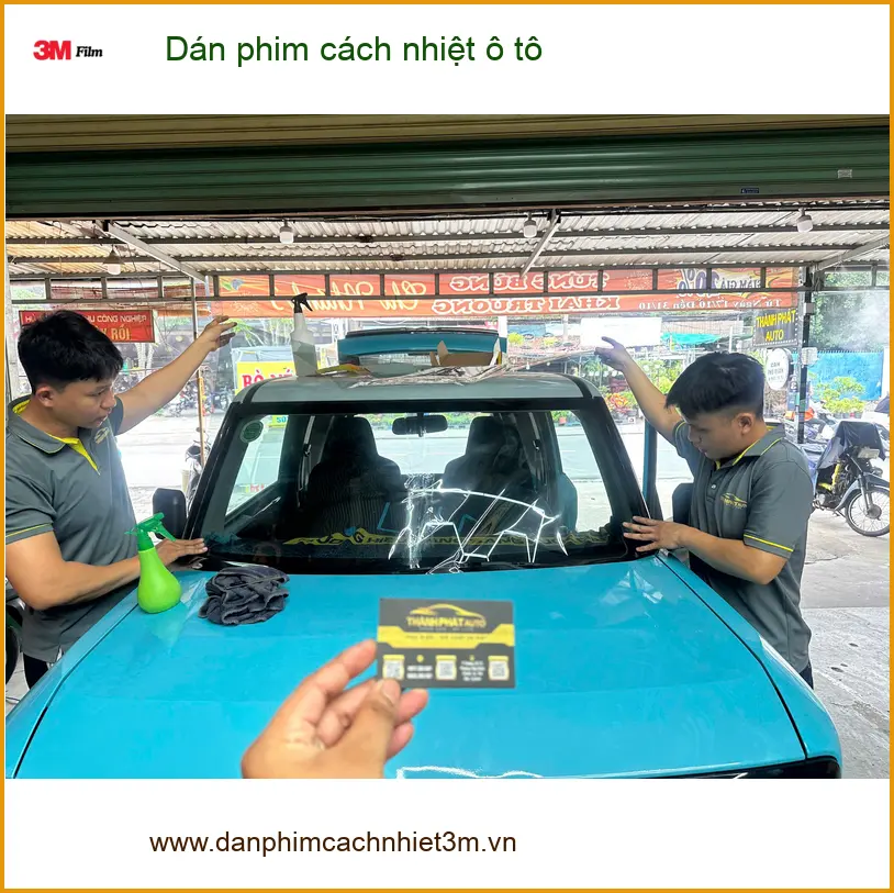 Anh Tùng dán phim cách nhiệt ô tô cho Honda CRV chống nóng hiệu quả tại Quận 10 ảnh thực tế 4