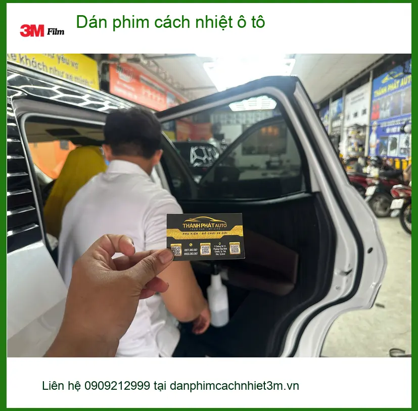 Anh Long dán phim cách nhiệt ô tô Hyundai Accent tại Quận 6 chuẩn bị nắng nóng ảnh thực tế 3