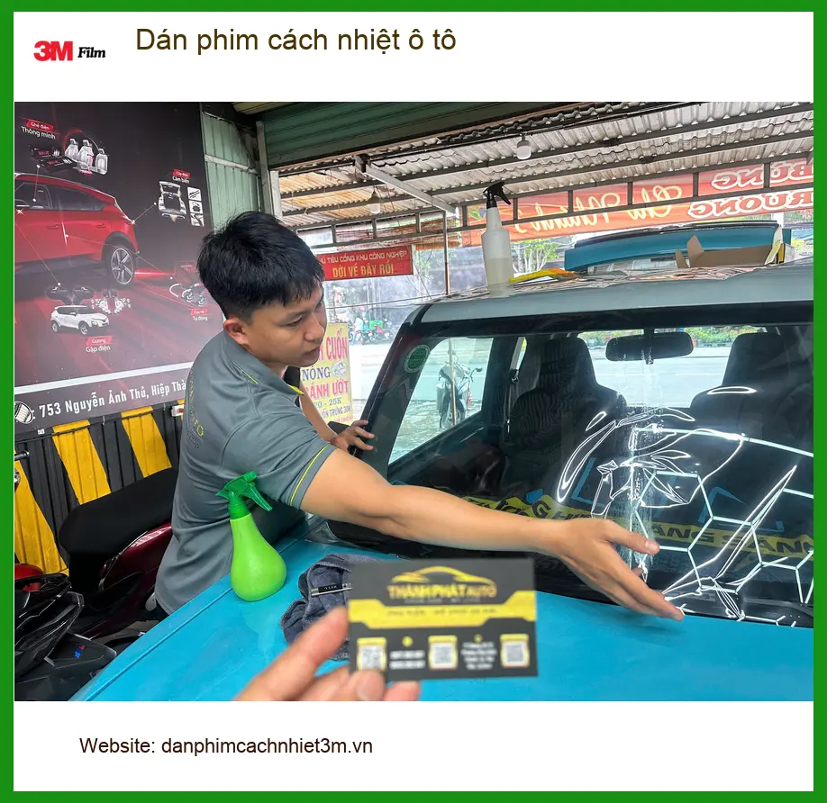 Chị Thoa dán phim cách nhiệt ô tô cho Toyota Vios tại Quận 9 để giảm nóng mùa hè oi bức ảnh thực tế 5