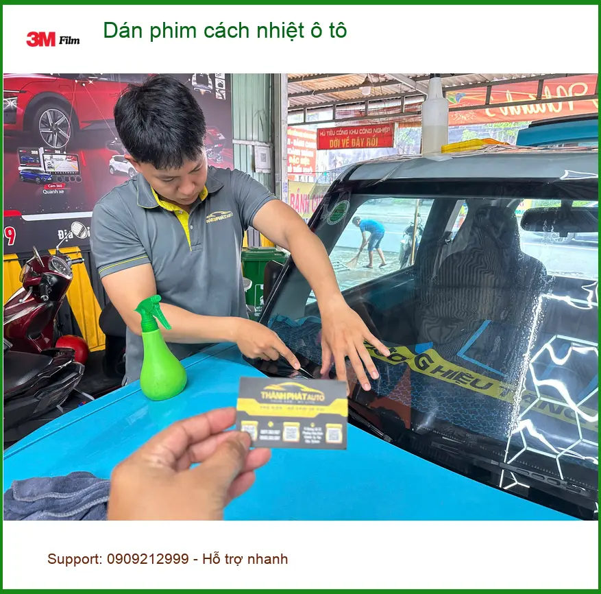 Anh Khánh dán phim cách nhiệt ô tô cho Honda Civic Quận 1 trước mùa nắng gay gắt ảnh thực tế 4