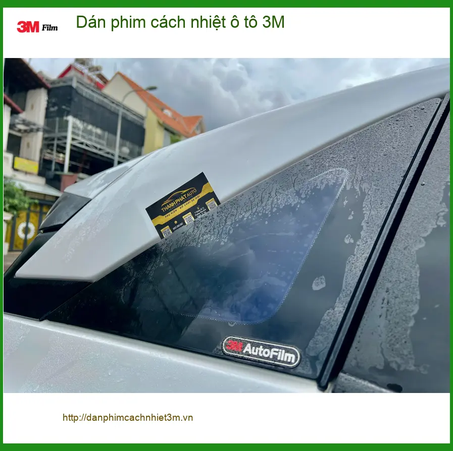 Anh Tấn dán phim cách nhiệt 3M cho Hyundai Accent tại Quận 5 để chống nóng hiệu quả ảnh thực tế 4
