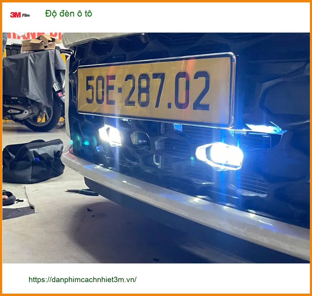 Anh Nhật độ đèn ô tô Hyundai Santa Fe tại Quận Tân Phú để tăng sáng an toàn khi đi đêm