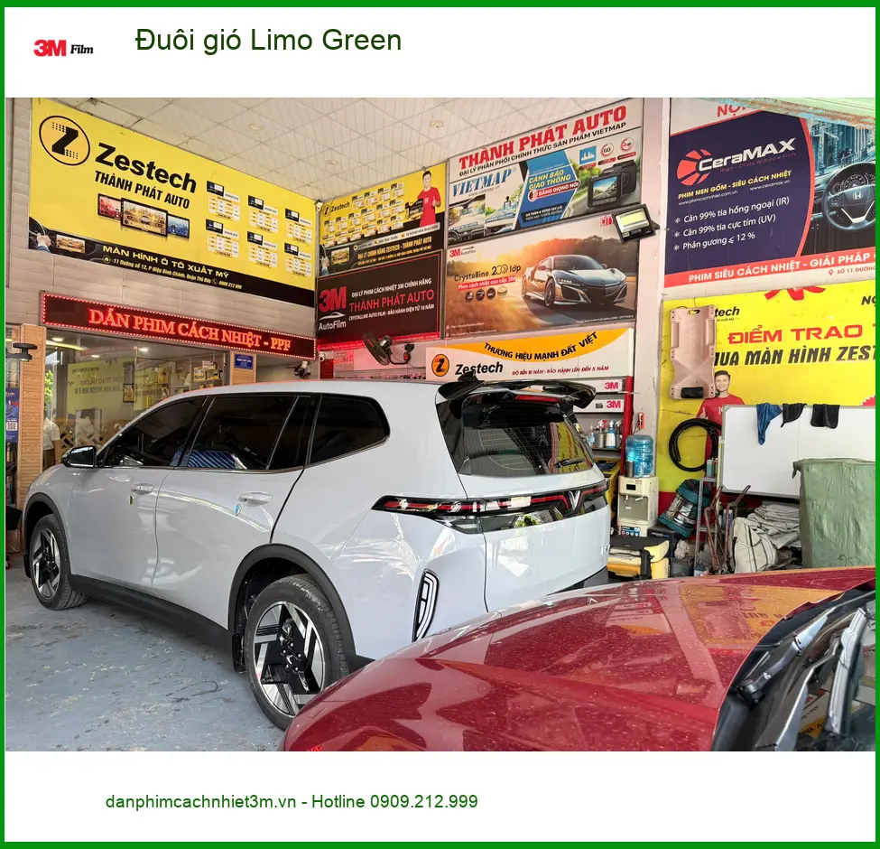 Chú Long lắp đuôi gió Limo Green cho Kona tại Quận 12 để xe thêm cá tính