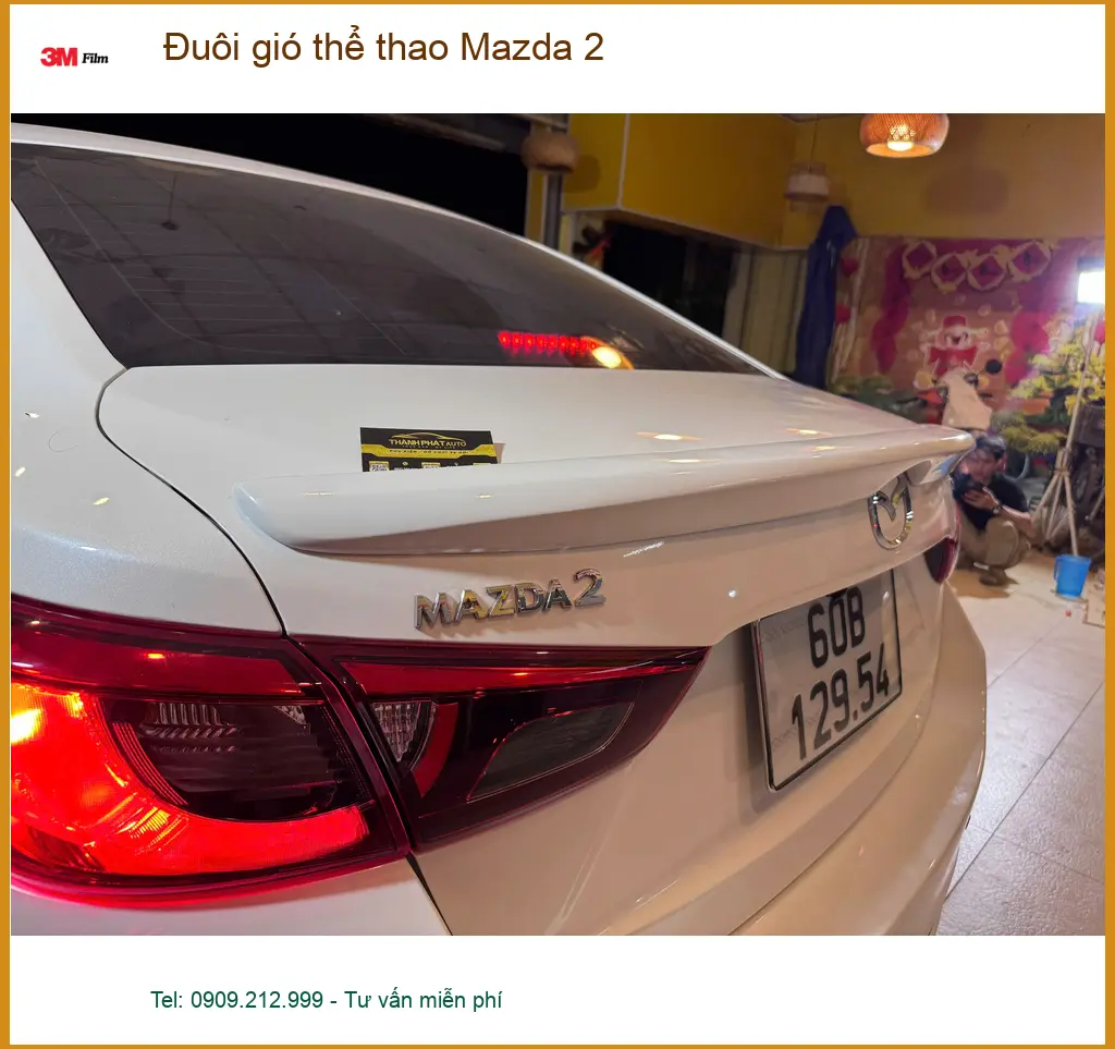 Anh Bách lắp đuôi gió thể thao Mazda 2 tại Quận Tân Phú để tăng vẻ cá tính ảnh thực tế 4