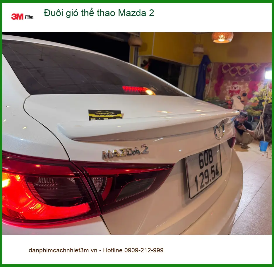 Anh Hùng lắp đuôi gió thể thao Mazda 2 tại Quận 12 để xe cá tính hơn ảnh thực tế 4