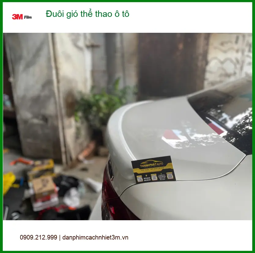 Anh Huy lắp đuôi gió thể thao ô tô cho Kia K3 tại Quận Bình Tân để xe trông ngầu hơn