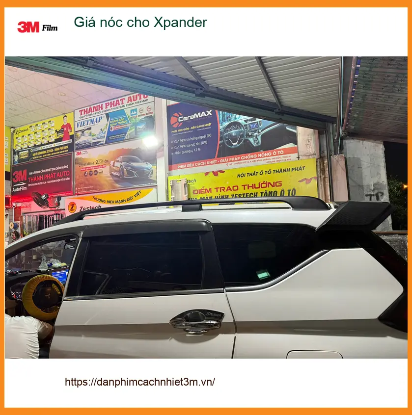 Anh Tuấn Kiệt lắp giá nóc cho Xpander tại Quận 6 để chở đồ đi cắm trại tiện lợi