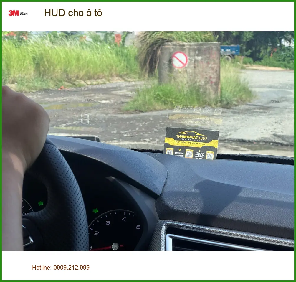 Chị Hằng lắp HUD cho ô tô Mazda 3 tại Quận 3 để theo dõi tốc độ an toàn hơn ảnh thực tế 4
