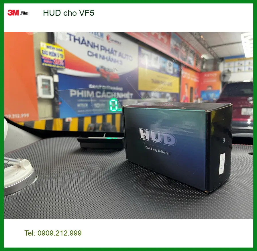 Anh Minh lắp HUD cho VF5 tại Quận Phú Nhuận để lái xe an toàn hơn ảnh thực tế 3