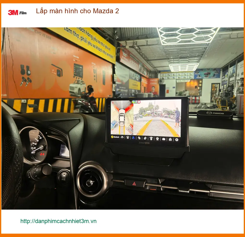 Chị Thu lắp màn hình Android cho Mazda 2 ở Hóc Môn để nâng tầm trải nghiệm lái