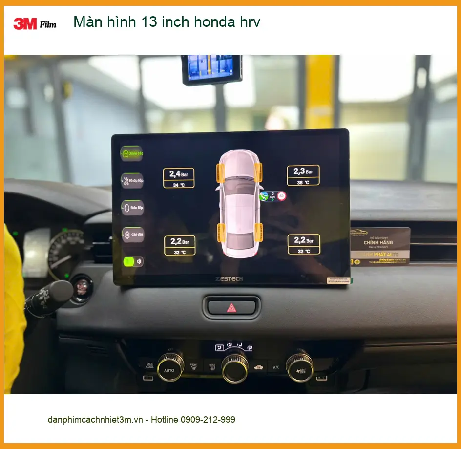 Anh Duy nâng cấp màn hình 13 inch Honda HR-V tại Quận 10 để nâng cấp không gian giải trí