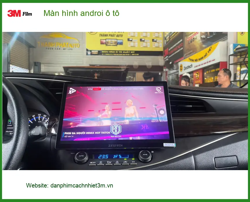 Anh Nam lắp màn hình Android ô tô Honda CRV tại Bình Chánh cho xe gia đình