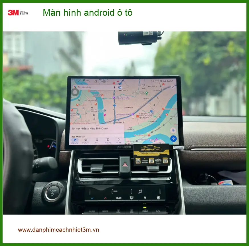 Chị Lan Anh lắp màn hình android ô tô cho Camry tại Quận 10 tiện giải trí