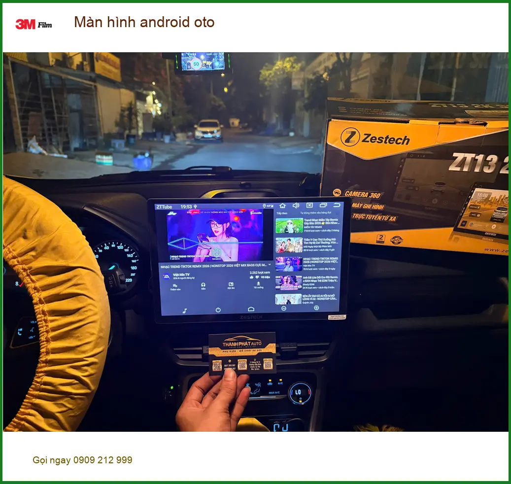 Anh Tùng nâng cấp màn hình Android ô tô cho Honda CRV tại Quận 6 vì màn zin quá lỗi thời