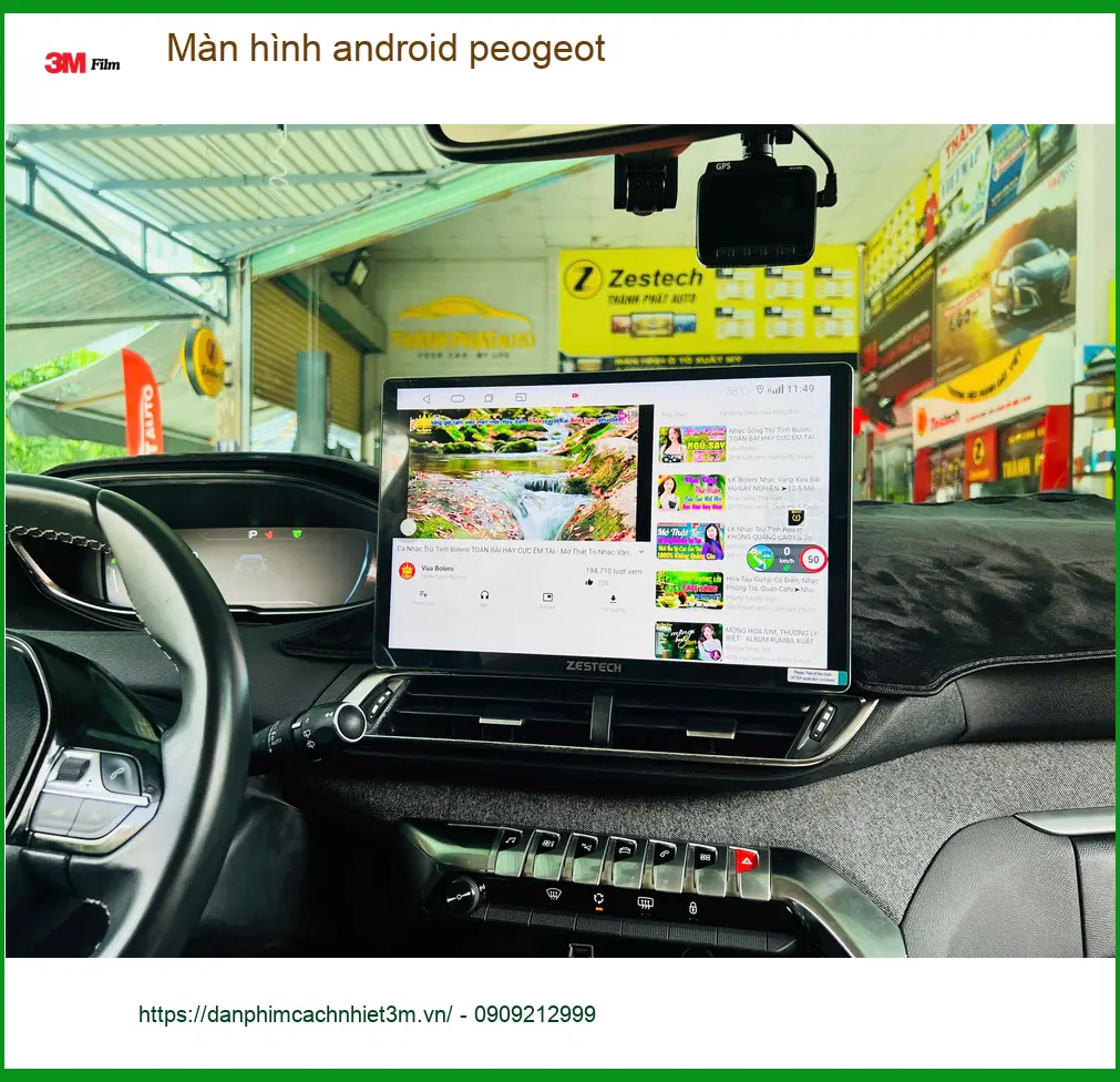 Chị Thảo lắp màn hình Android Peugeot 3008 tại Quận 6 để tiện dẫn đường và giải trí