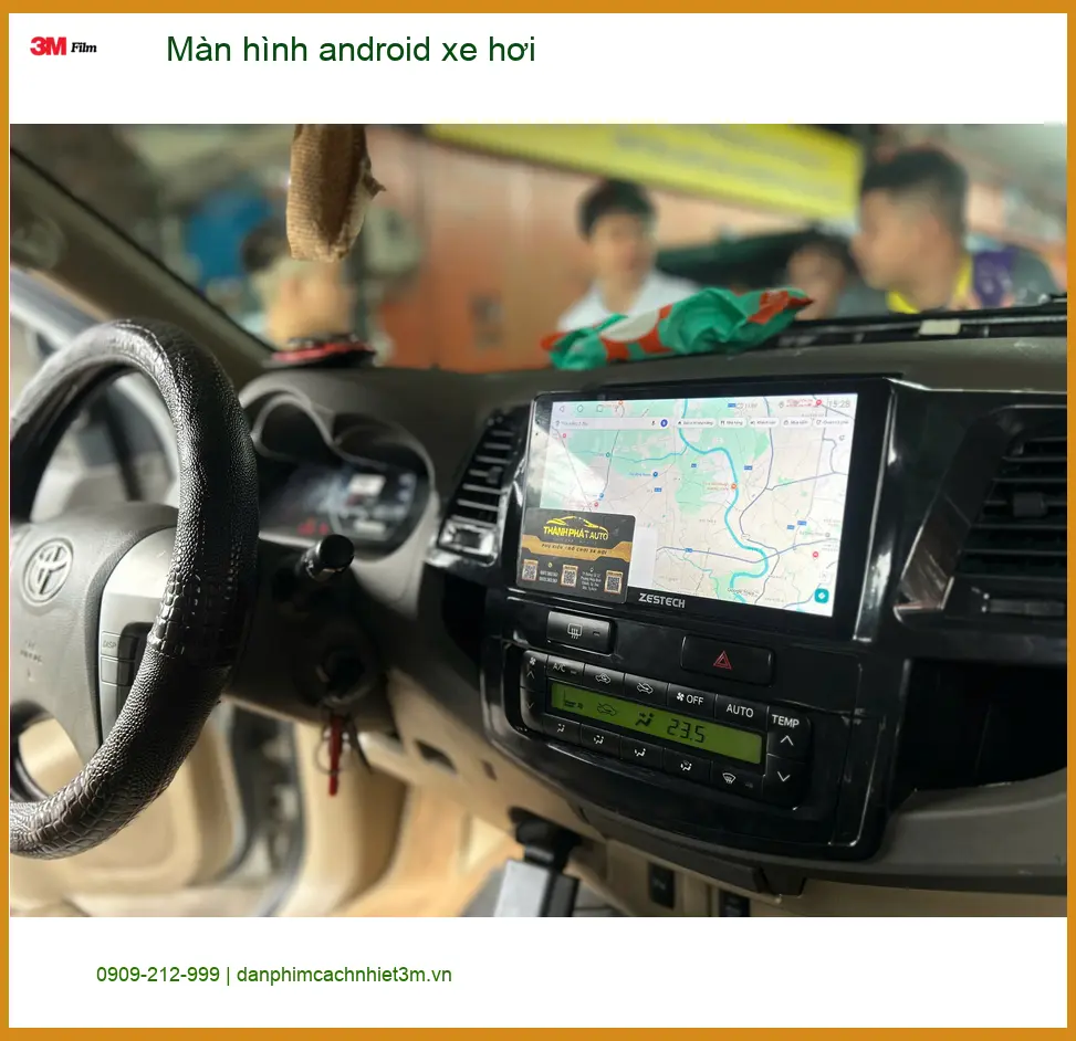 Anh Lâm nâng cấp màn hình Android Ford Everest tại Quận 2 nhiều tính năng