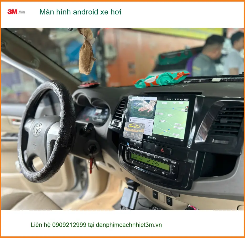 Chú Phước Lộc lắp màn hình android xe hơi Hyundai Accent tại Quận 11