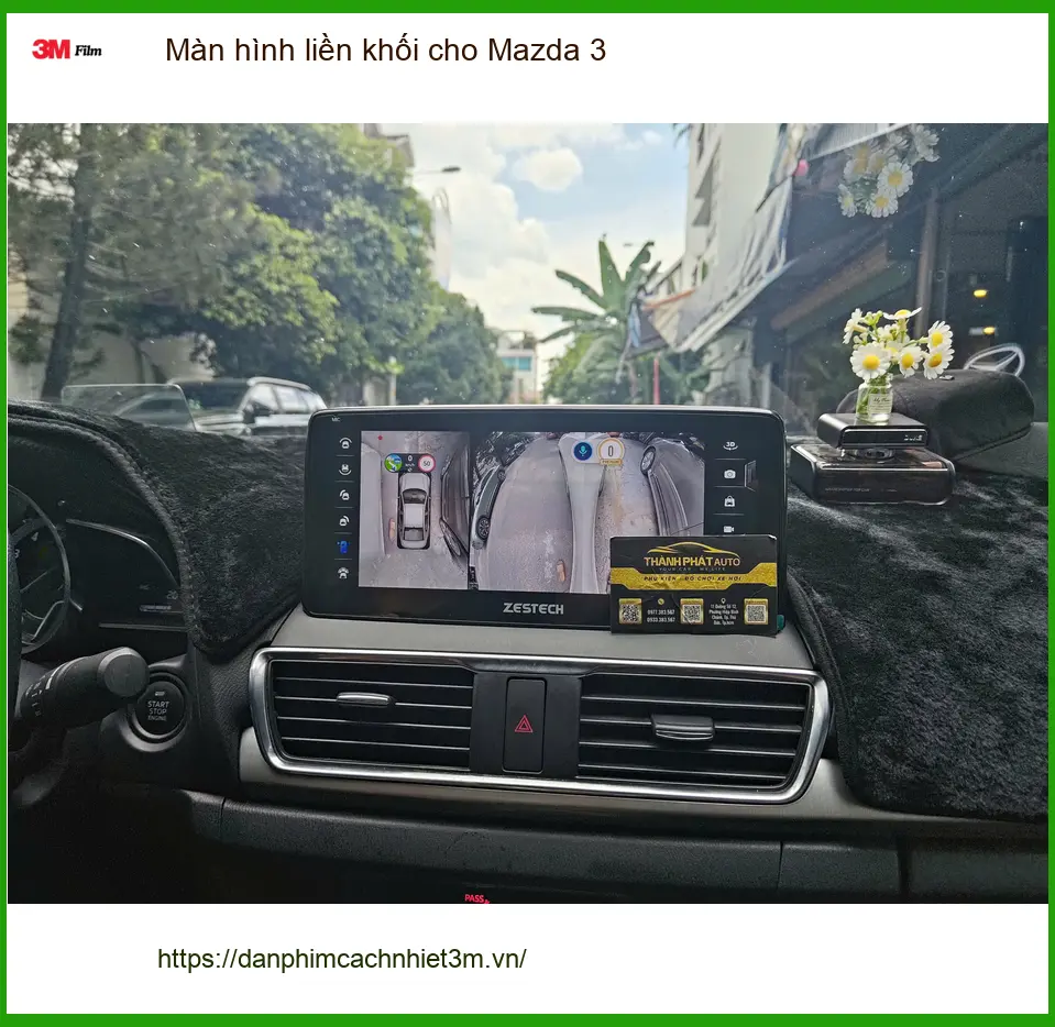 Chị Thảo nâng cấp màn hình liền khối cho Mazda 3 tại Quận 1 để trải nghiệm công nghệ mới ảnh thực tế 3