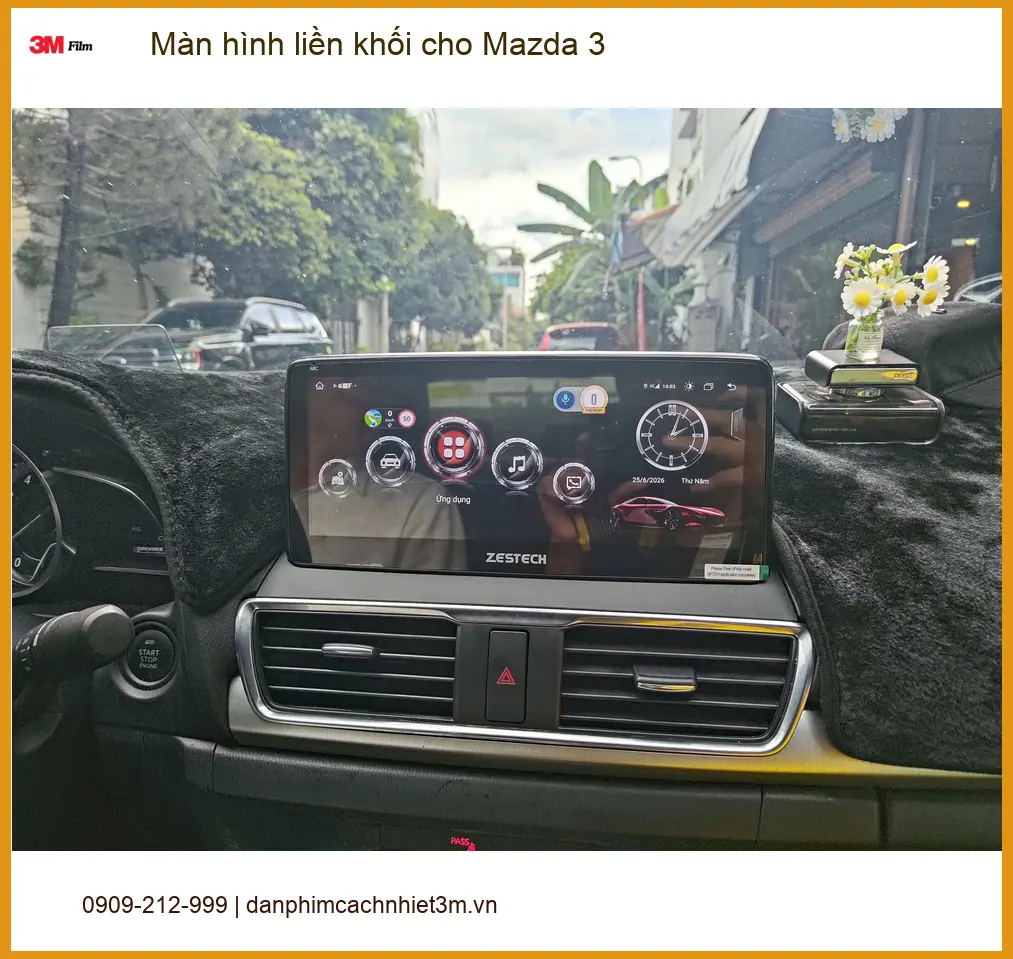 Chị Thảo nâng cấp màn hình liền khối cho Mazda 3 tại Quận 1 để trải nghiệm công nghệ mới ảnh thực tế 5