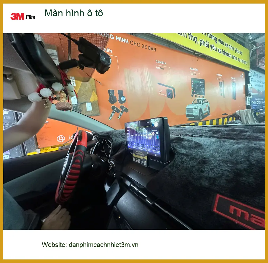 Anh Dũng lắp màn hình ô tô Honda CRV Quận Tân Phú để nâng cấp tính năng
