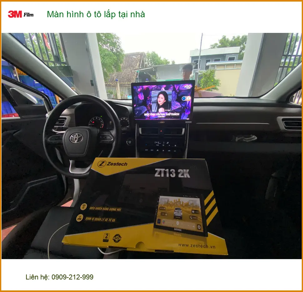 Anh Minh lắp màn hình ô tô tại nhà cho Suzuki XL7 Quận 9 vì bận rộn
